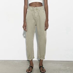 Zara High-Waisted barrel style crop jeans casual boho minimalist coastal